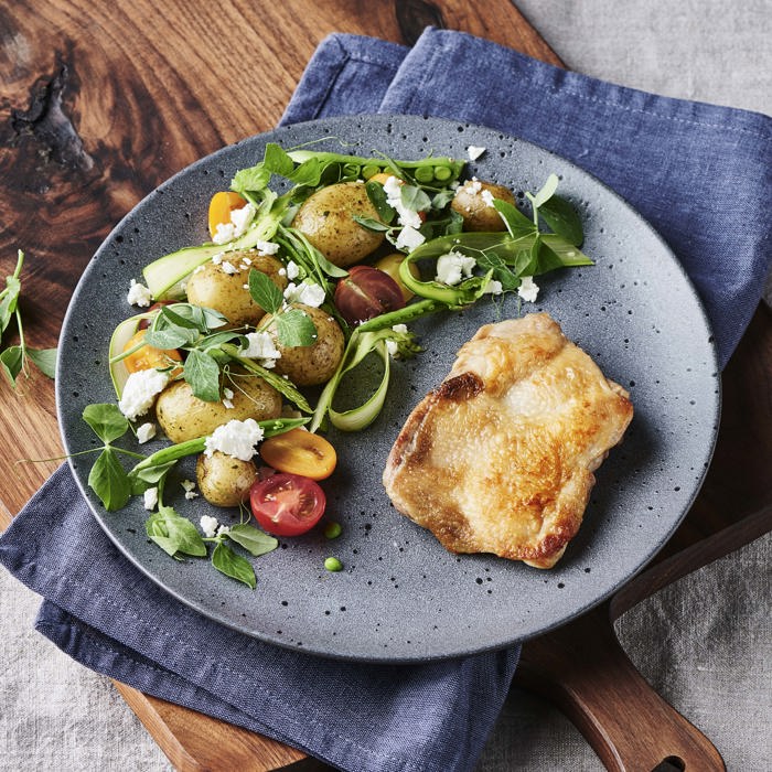 Danpo Udbenet Laarsteak Med Kartoffelsalat