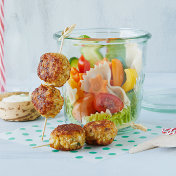 Frikadeller med pasta-poke-bowl